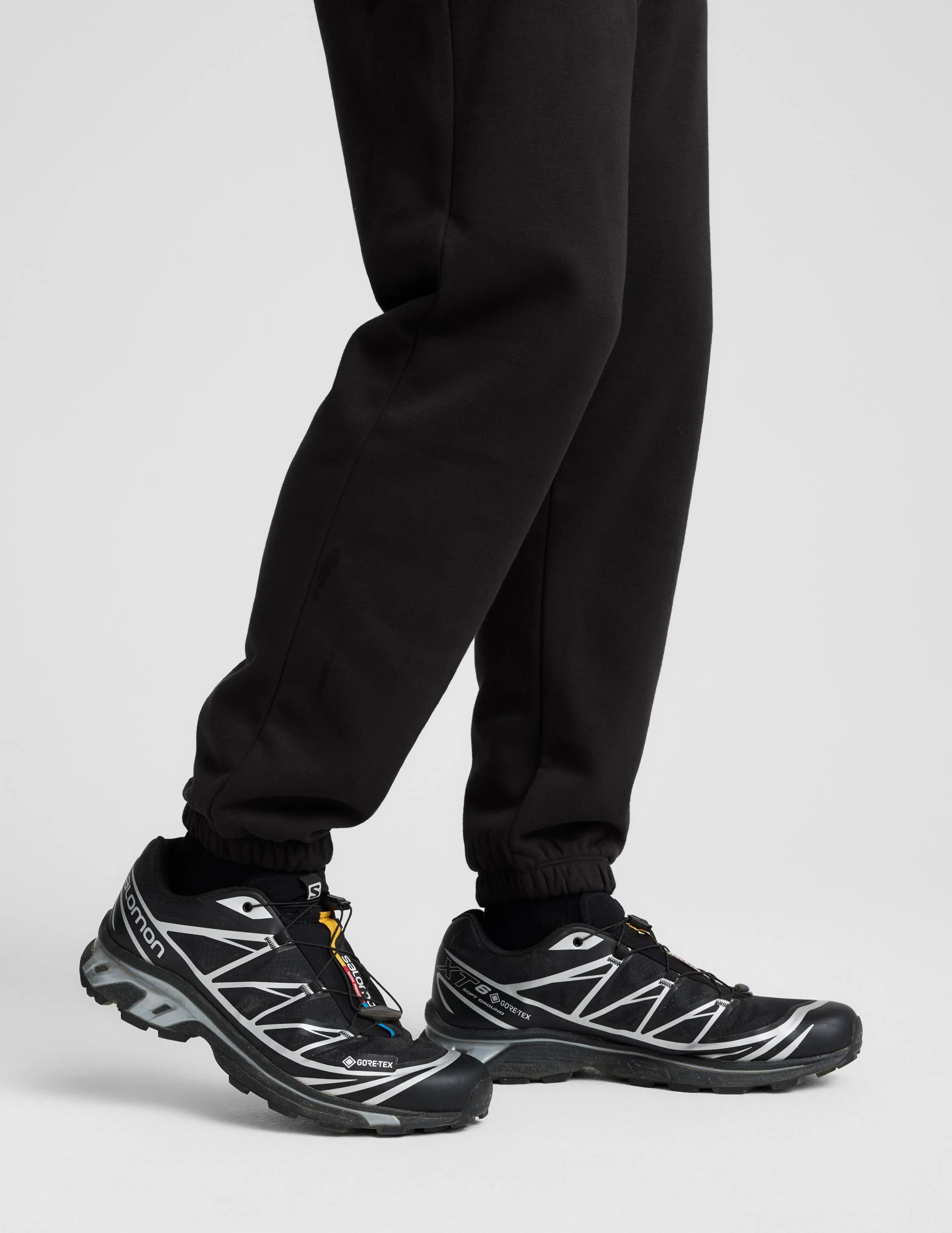 LuxeFleece Classic Men's Jogger - Image 4
