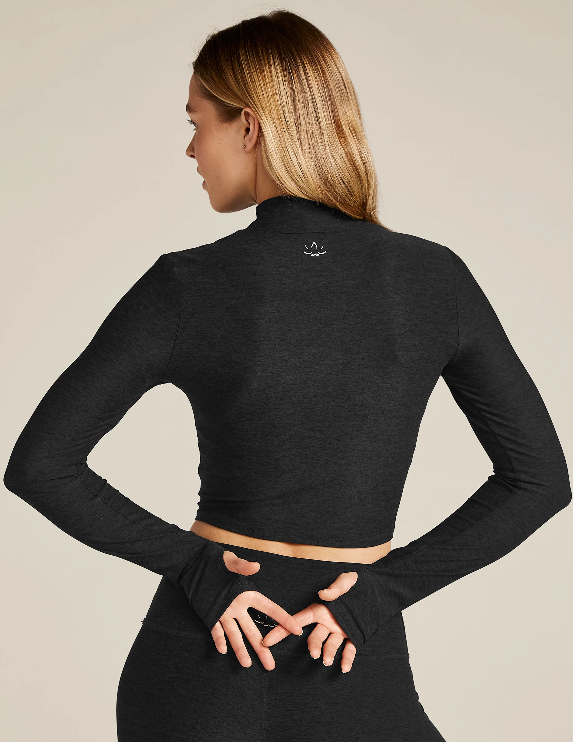 Featherweight Moving On Cropped Pullover - Image 4