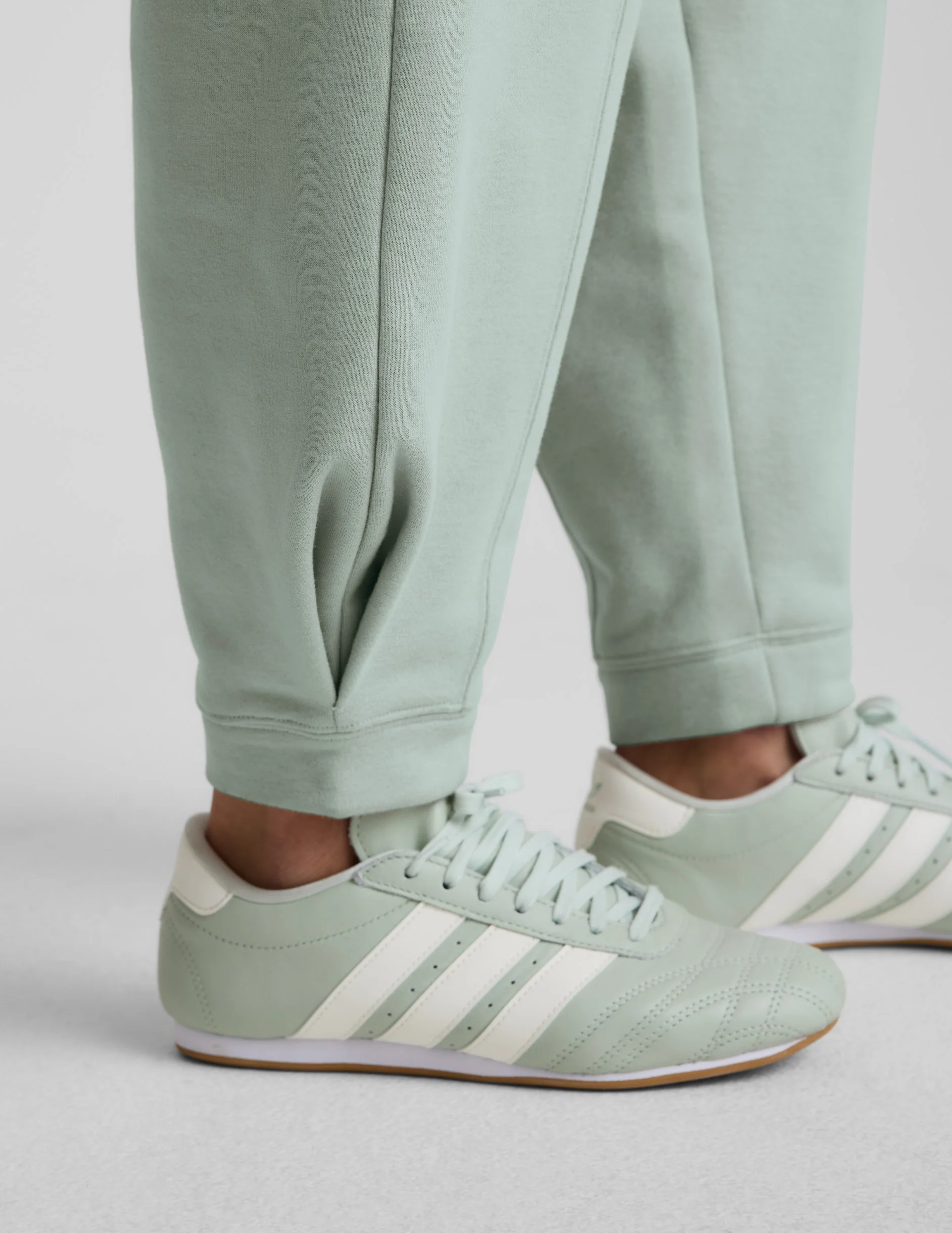LuxeFleece Barrel Sweatpant - Image 5