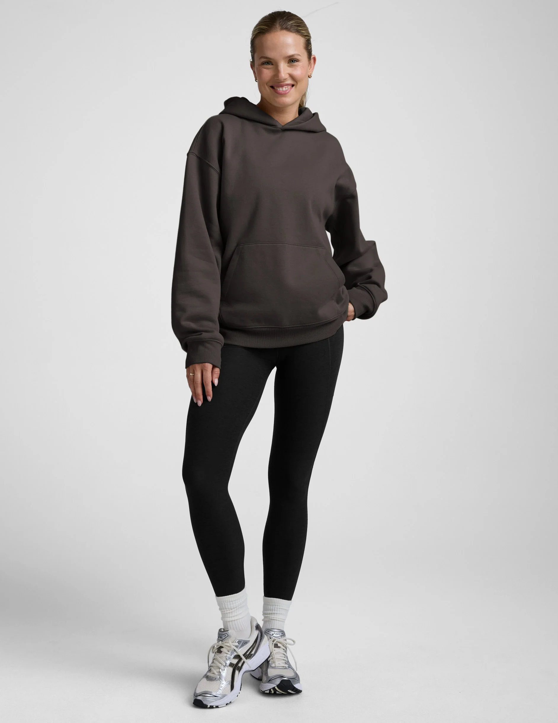 LuxeFleece Classic Oversized Hoodie - Image 3
