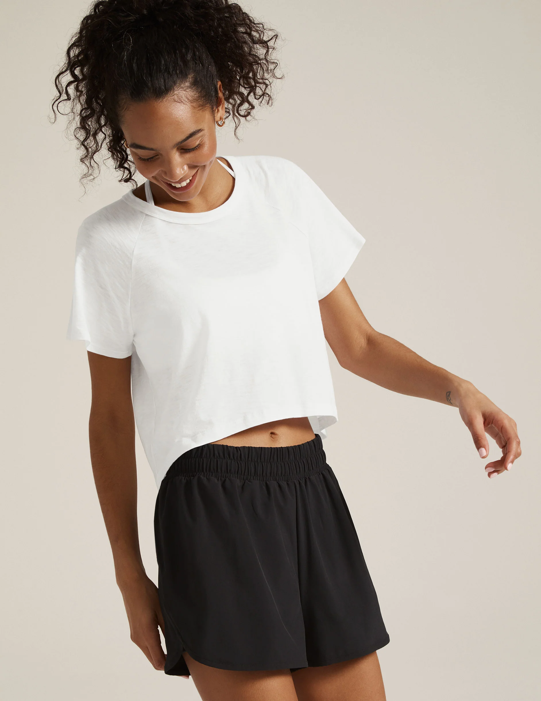 Signature High Low Cropped Tee - Image 2