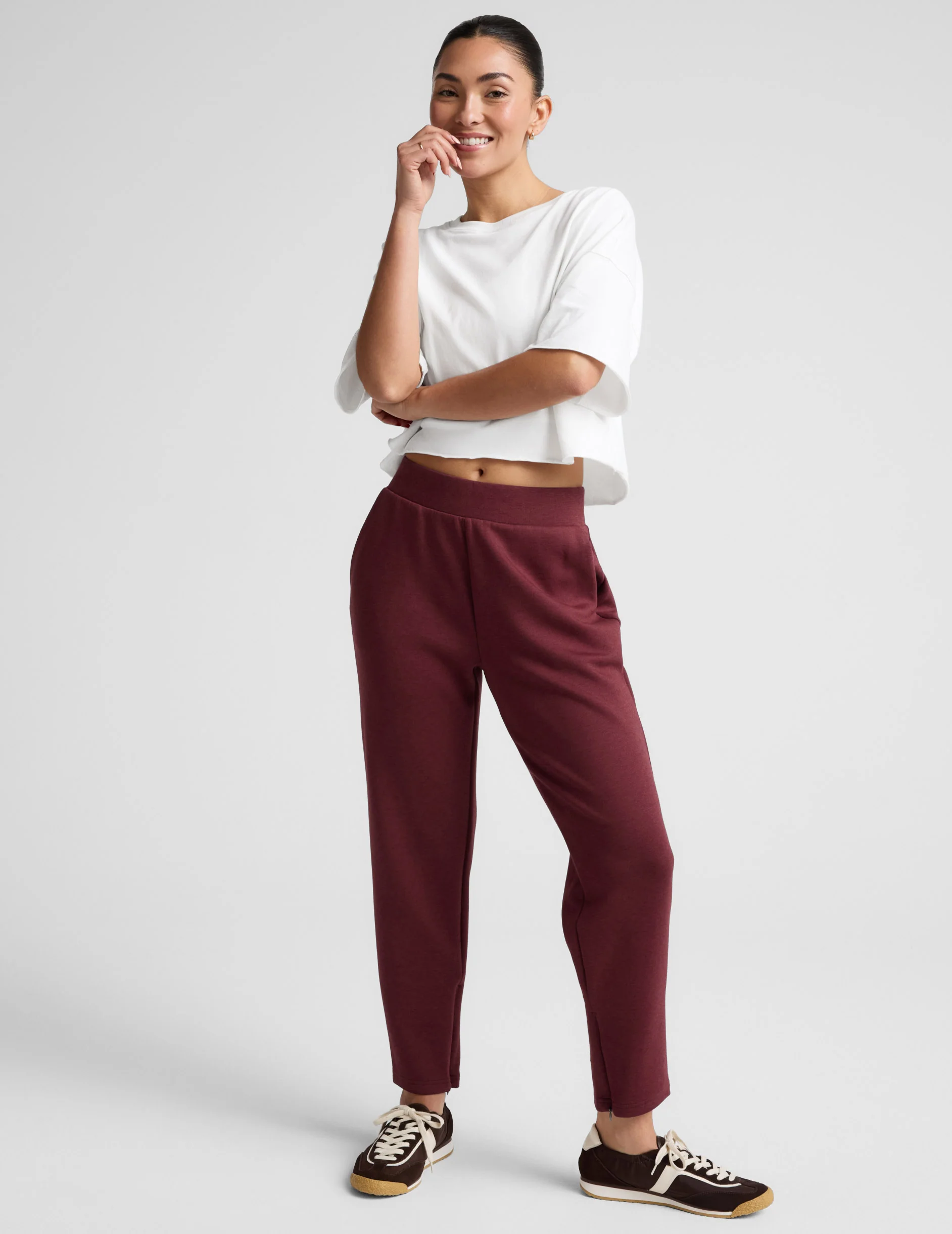SoftSpring Tapered Pant