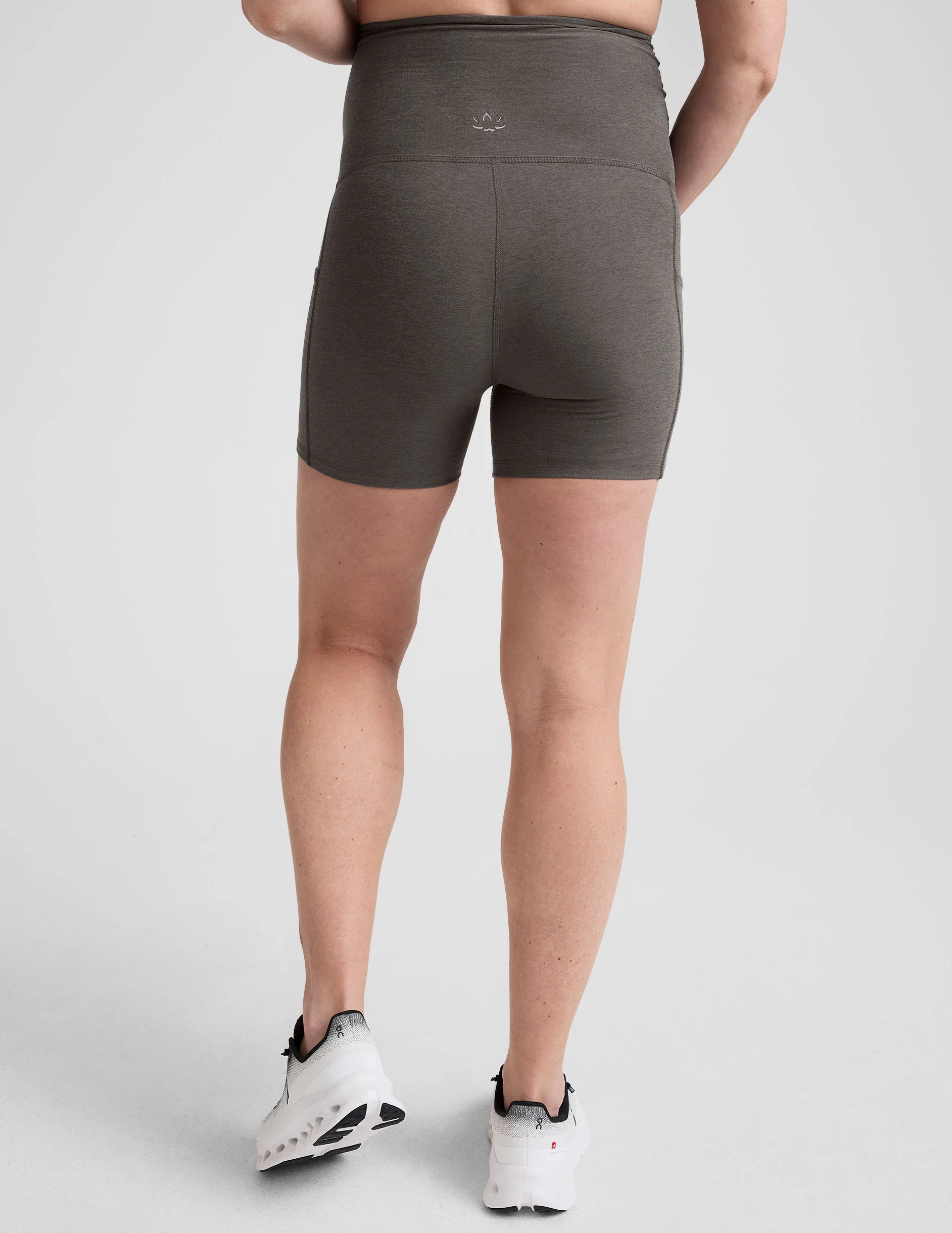 Spacedye Keep Pace 5" Maternity Pocket Biker Short - Image 3
